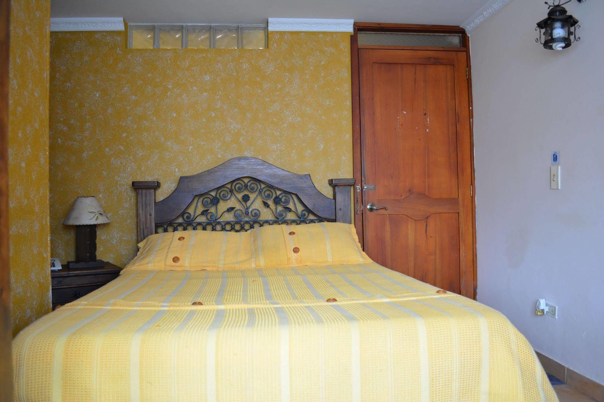 Hotel Casa Colonial Santa Rosa De Cabal Εξωτερικό φωτογραφία